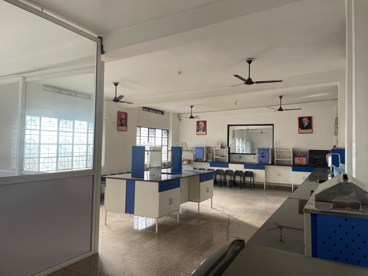 MLS Lab Image 1