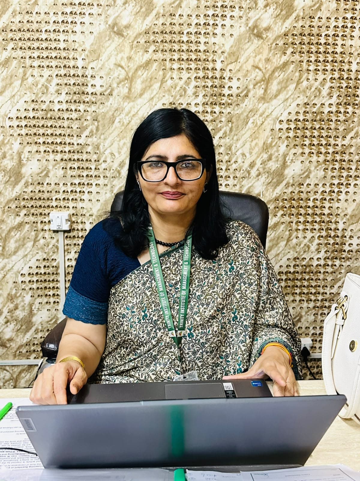 Dr. Sheenu Nayyar, Principal, TIMT